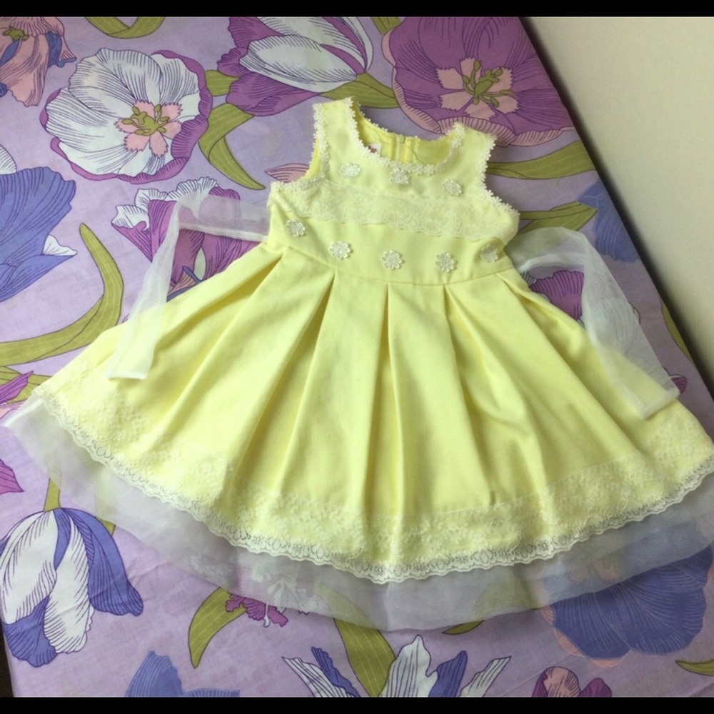 NWOT Jessica Ann Formal Yellow with Lace Dress